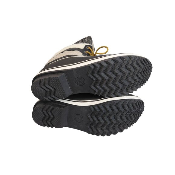 Women's Insulated Winter Snow Boots Size 11 w Black/Gray Faux Fur Lined Quilted - Picture 11 of 11